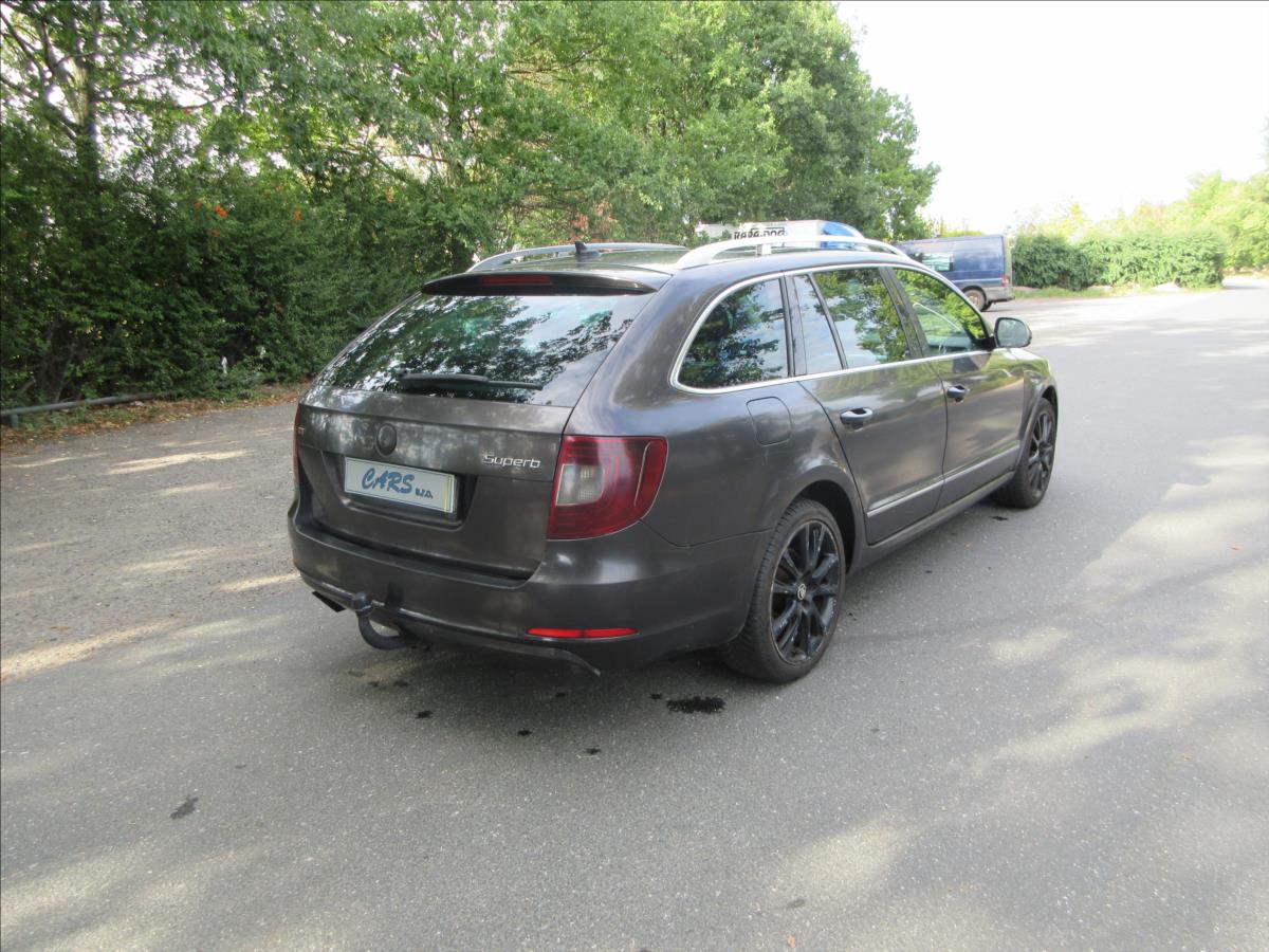 skoda-superb-2-0-tdi-zavada-prev-panorama-tazne - 8