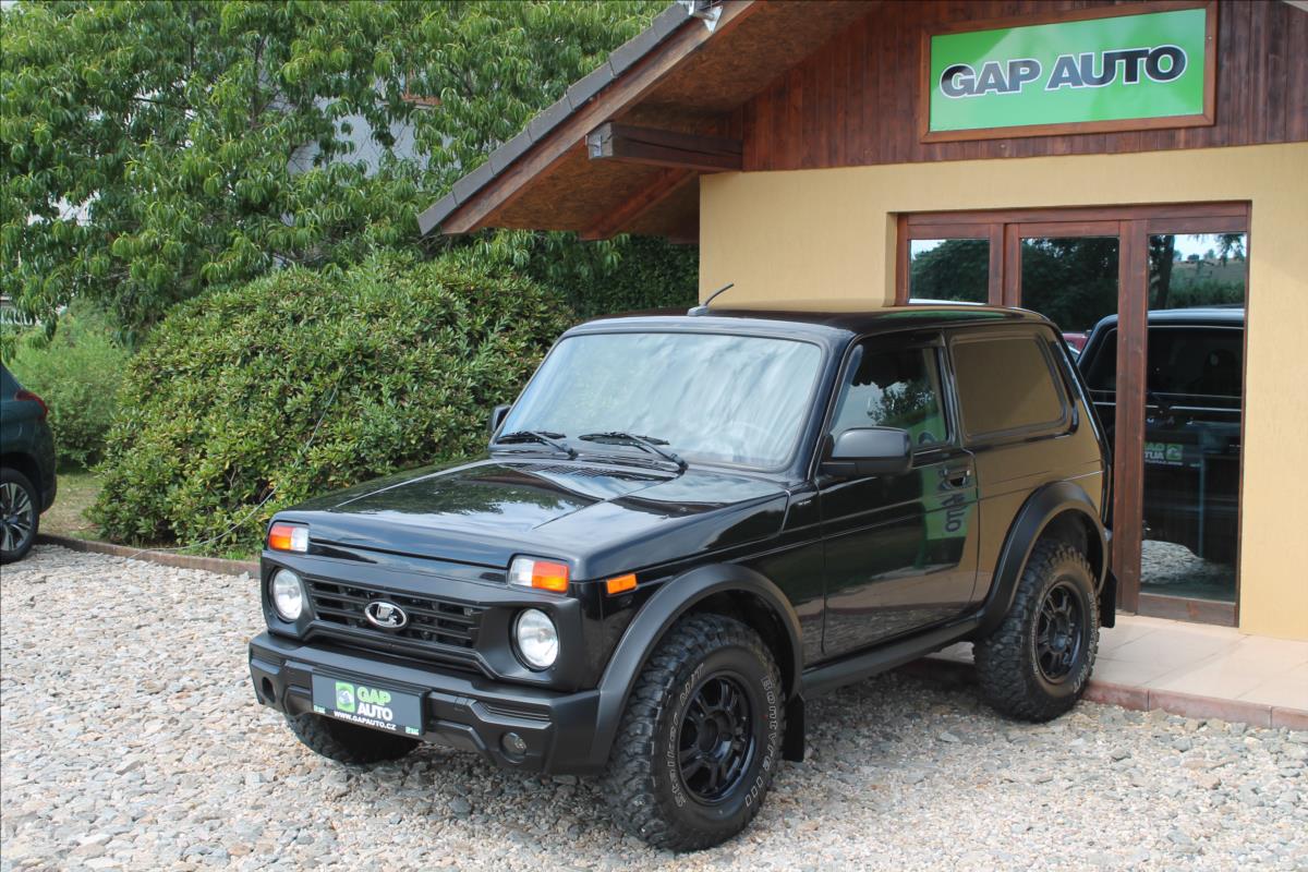 lada-niva-1-7i-61kw-4x4-8-000-tis-km - 2