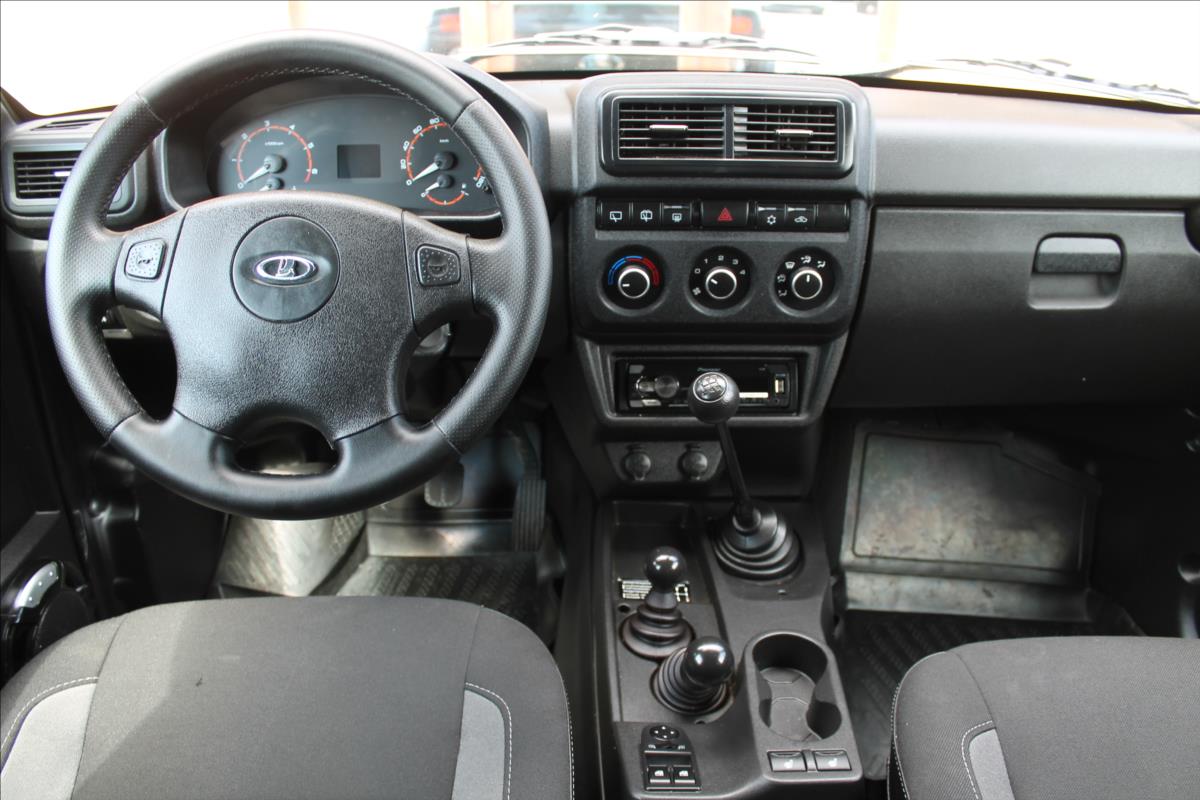 lada-niva-1-7i-61kw-4x4-8-000-tis-km - 8