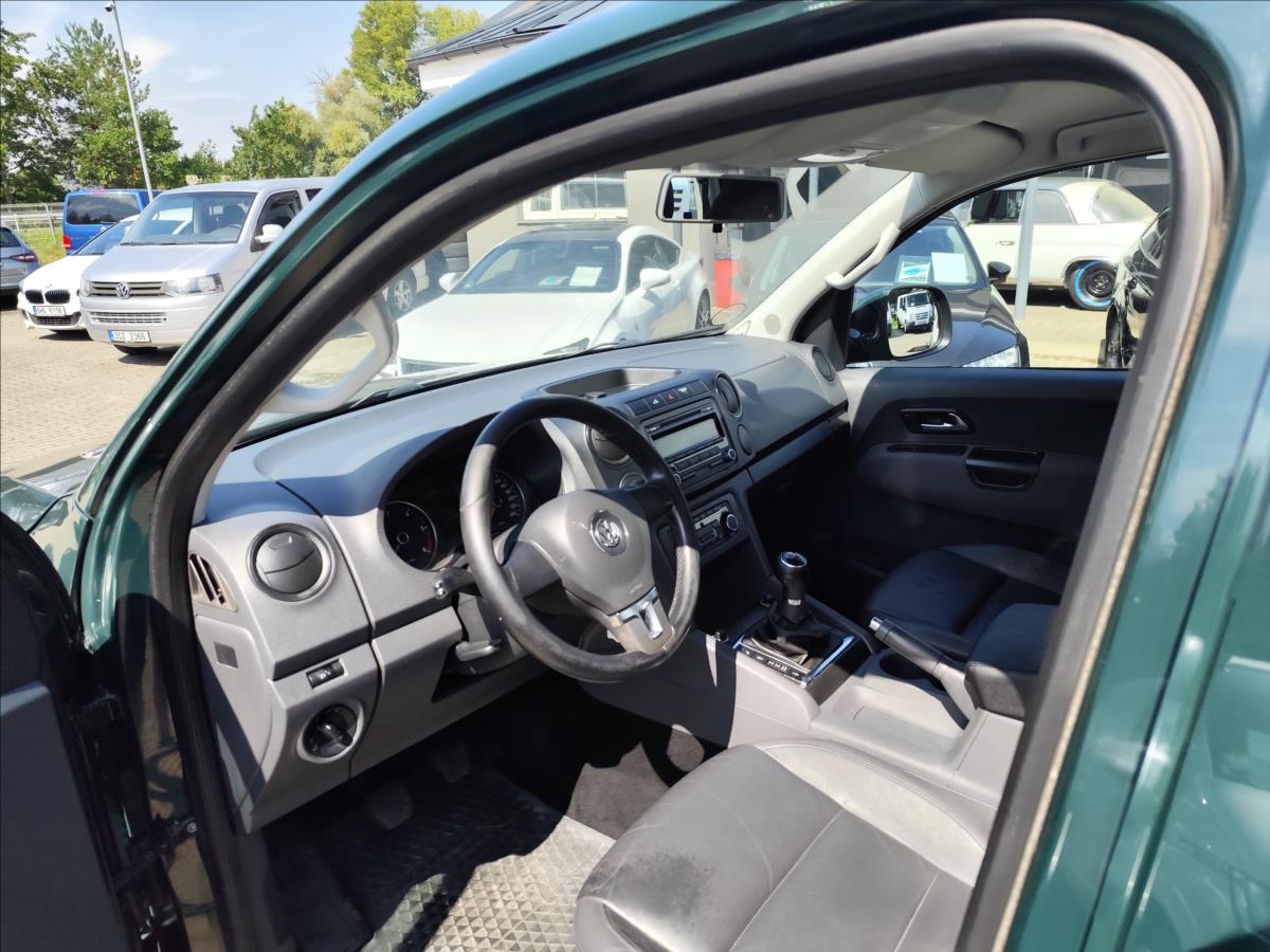 volkswagen-amarok-2-0tdi-4motion-120kw-man-kuze - 2