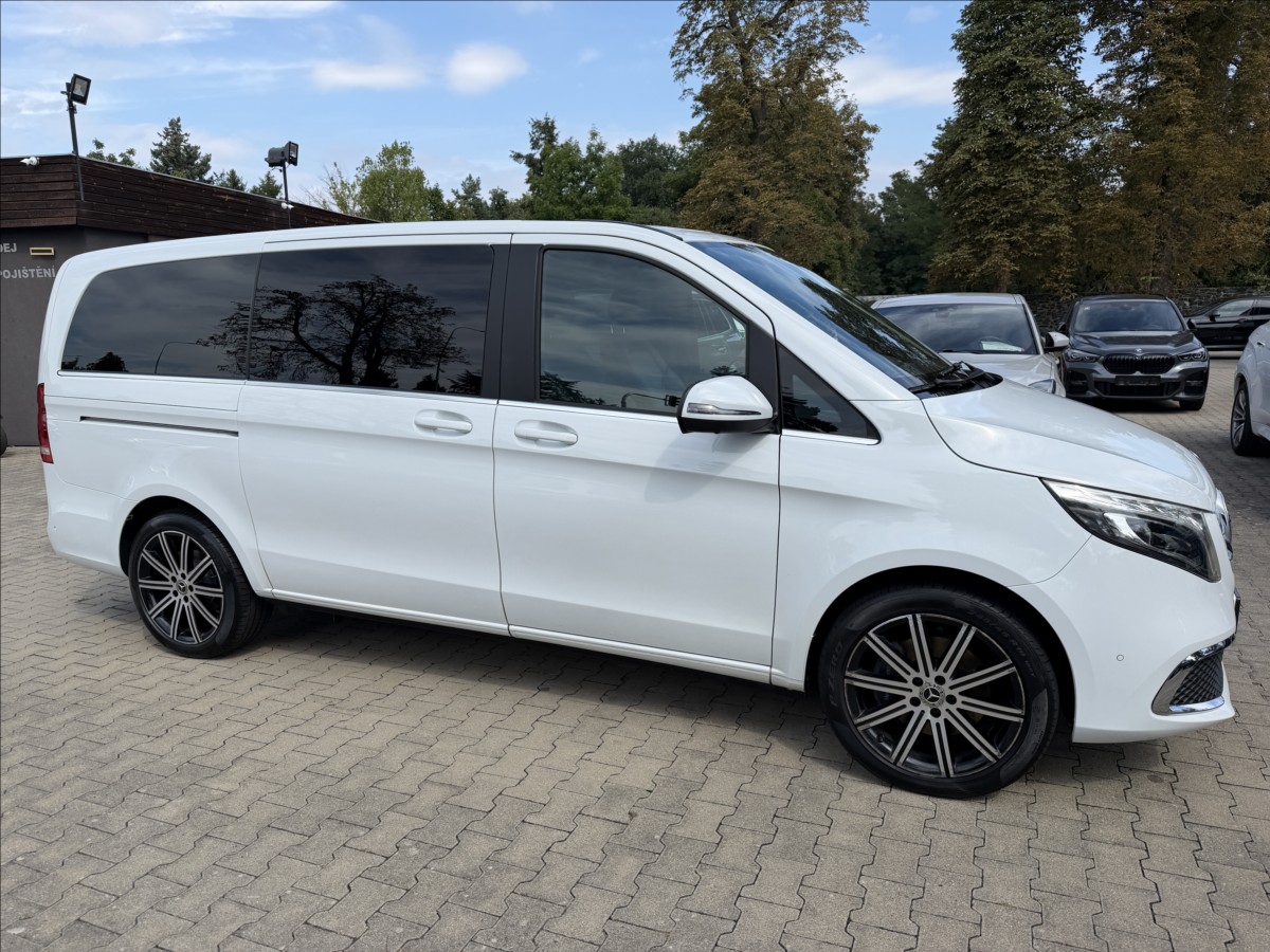 mercedes-benz-tridy-v-300d-l-4matic - 3