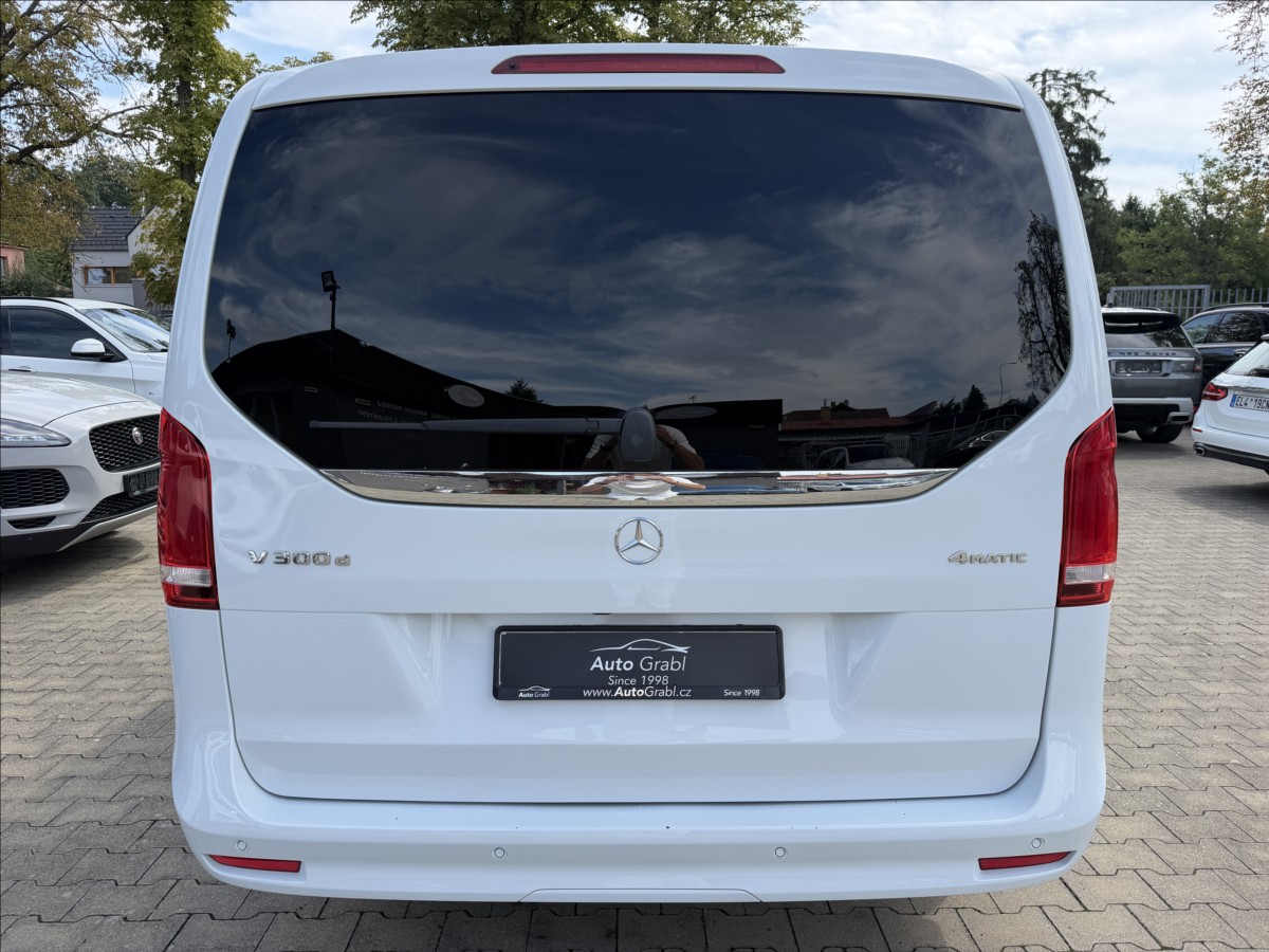 mercedes-benz-tridy-v-300d-l-4matic - 5