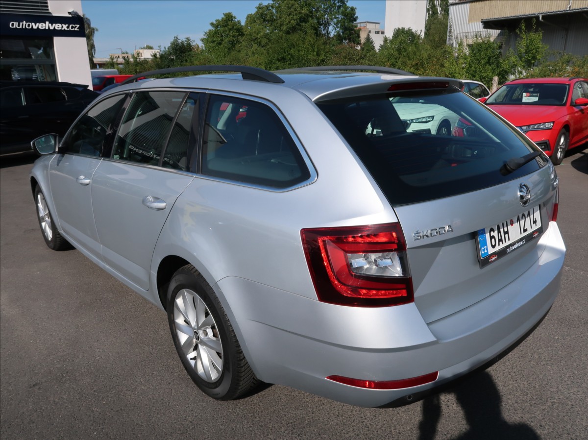 skoda-octavia-1-6-tdi-85kw-style-cr-serv-kn - 3