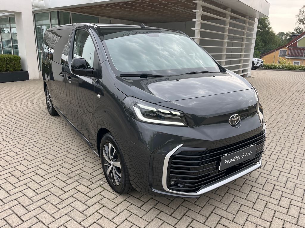 toyota-proace-verso-2-0d-144k-l1-family-webasto-8s - 7