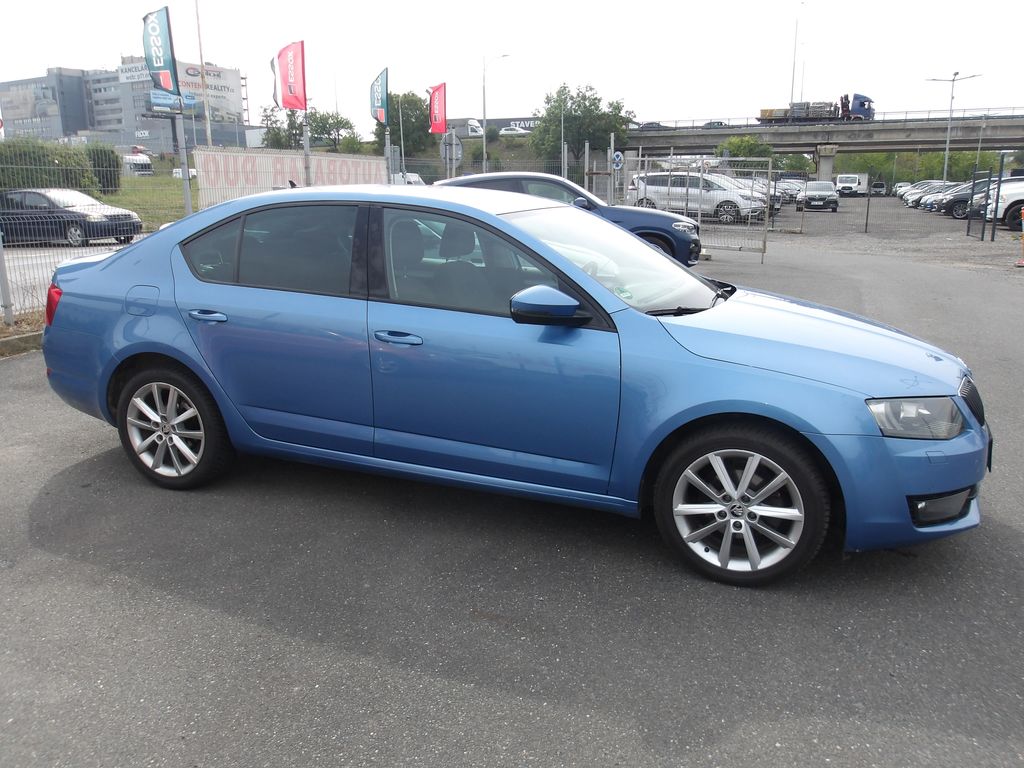 skoda-octavia-1-6tdi-81kw-dsg-cr-krasav - 6
