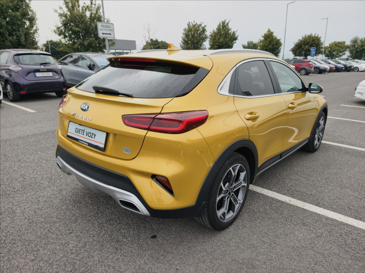 kia-xceed-1-4-t-gdi-mt-103kw-1-cr-servis - 1