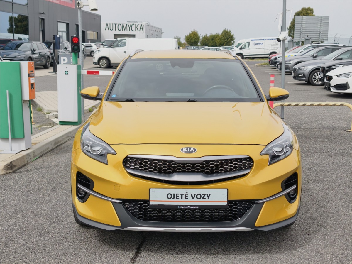 kia-xceed-1-4-t-gdi-mt-103kw-1-cr-servis - 3