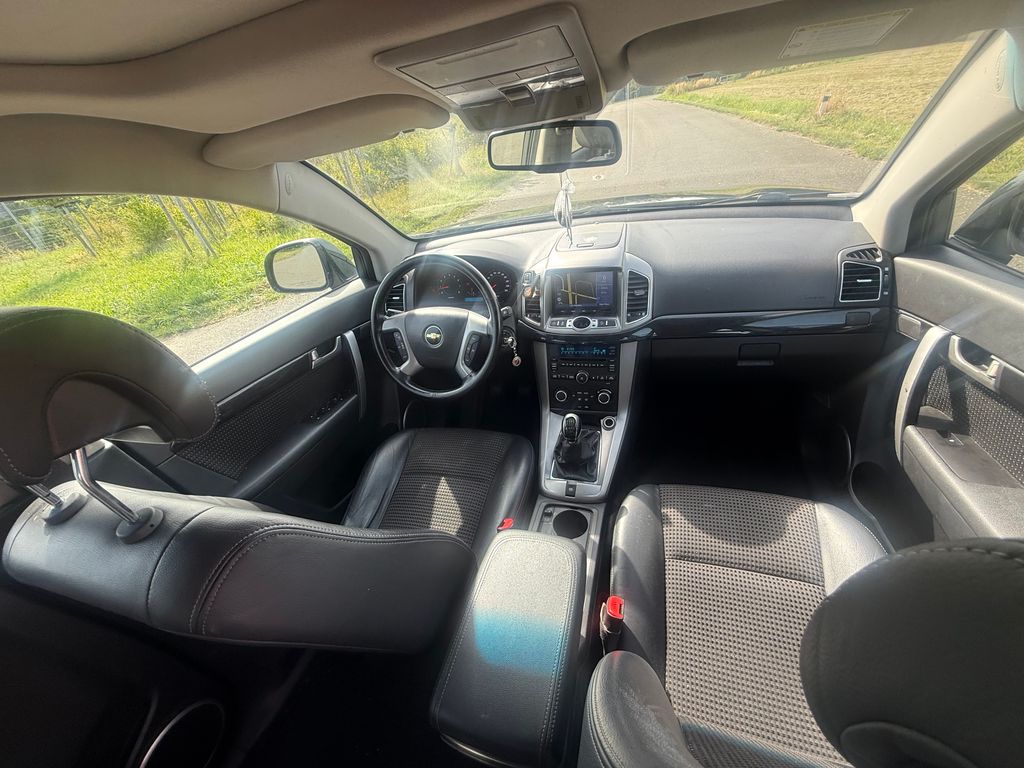 chevrolet-captiva-2-4-benzin-lpg-7-mist - 9