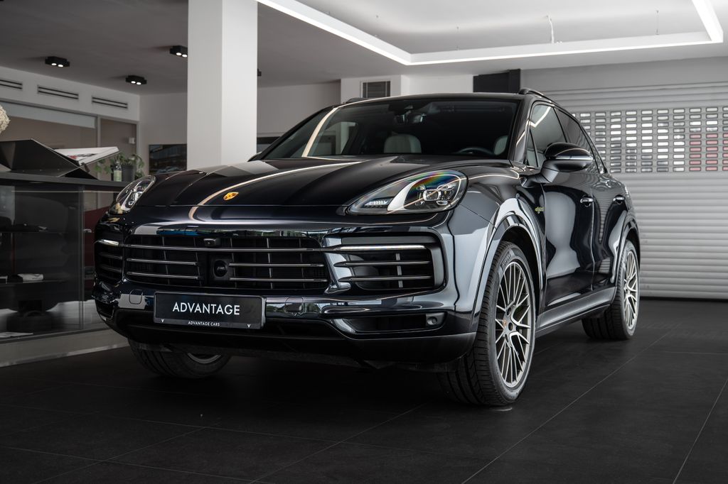 Porsche Cayenne E-Hybrid Platinum Edition/Bose/Vent. Sedadla
