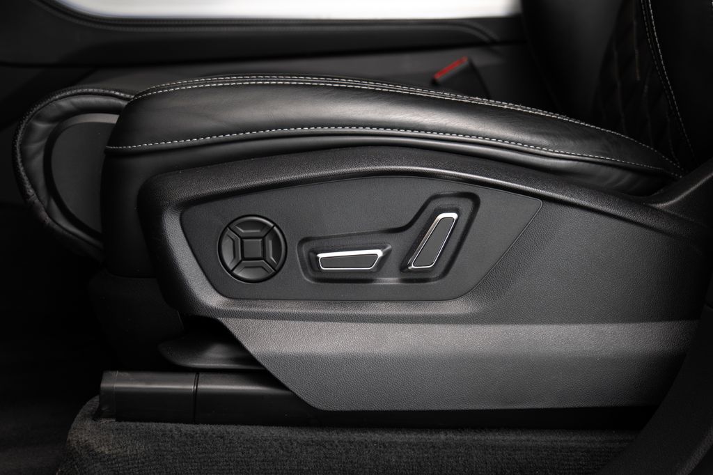 audi-sq8-4-0-tdi-bang-olufsen-360-pano - 7