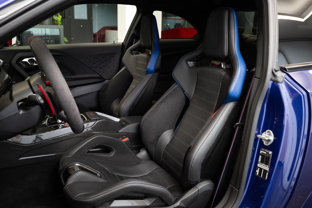 bmw-m2-cs-harmankardon - 6