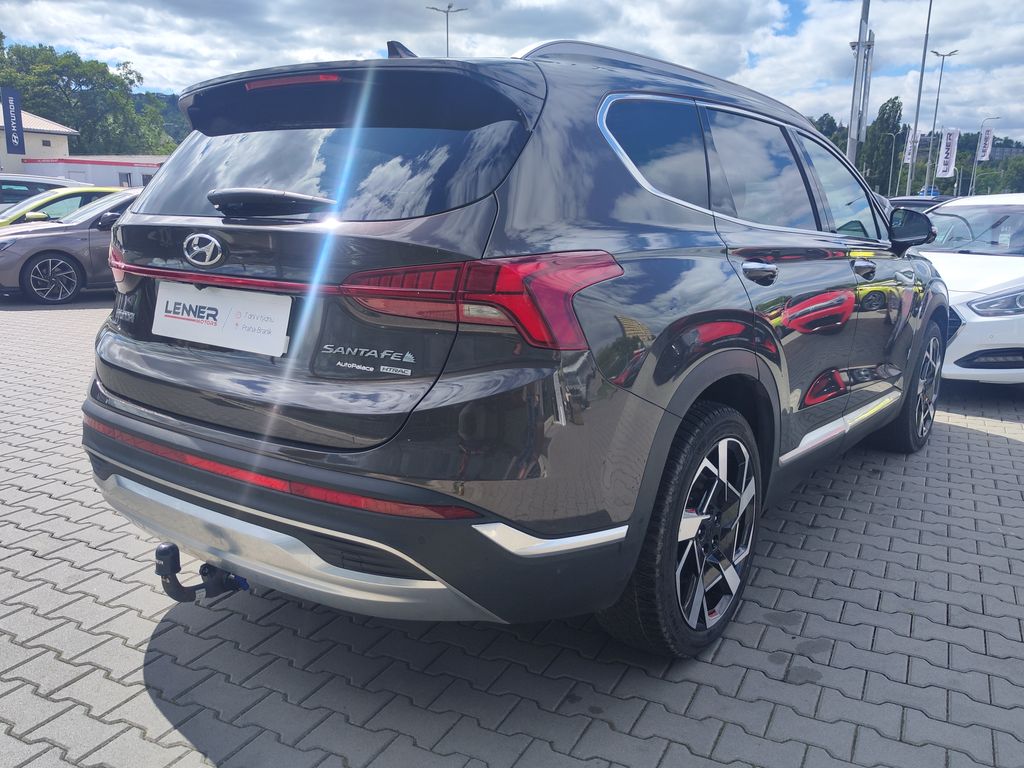 hyundai-santa-fe-2-2-crdi-148kw-style-prm-dct-4x4 - 4