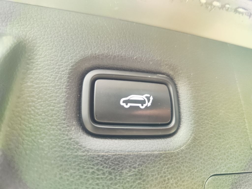 hyundai-santa-fe-2-2-crdi-148kw-style-prm-dct-4x4 - 9