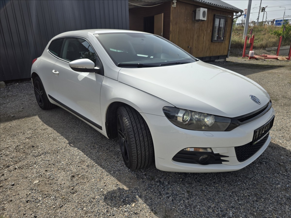 volkswagen-scirocco-1-4-tsi-r-line-90kw - 3