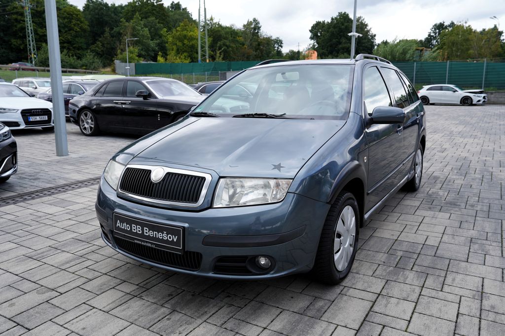 skoda-fabia-1-4-16v-ambiente-combi-80ps - 1