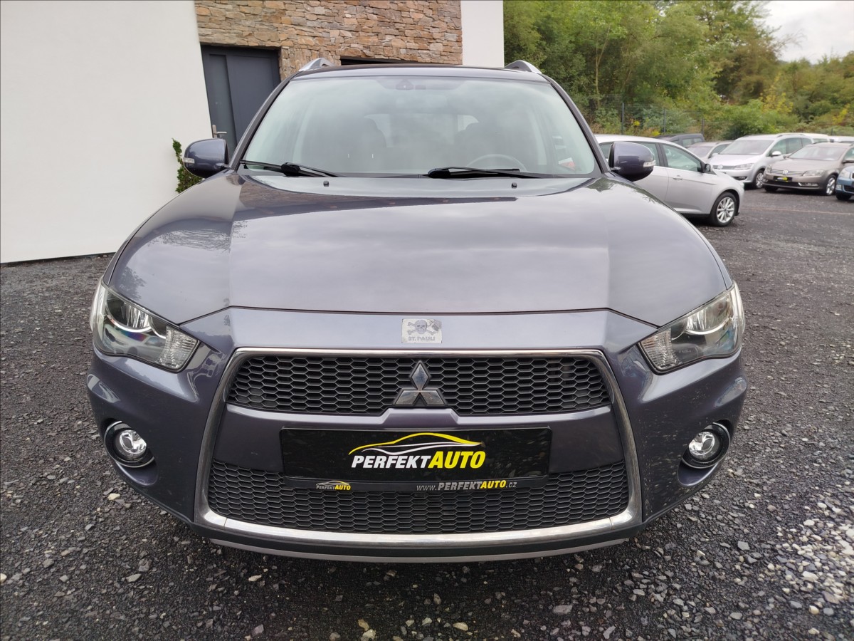 mitsubishi-outlander-2-0-i-108-kw-alu-klima-tazne - 9