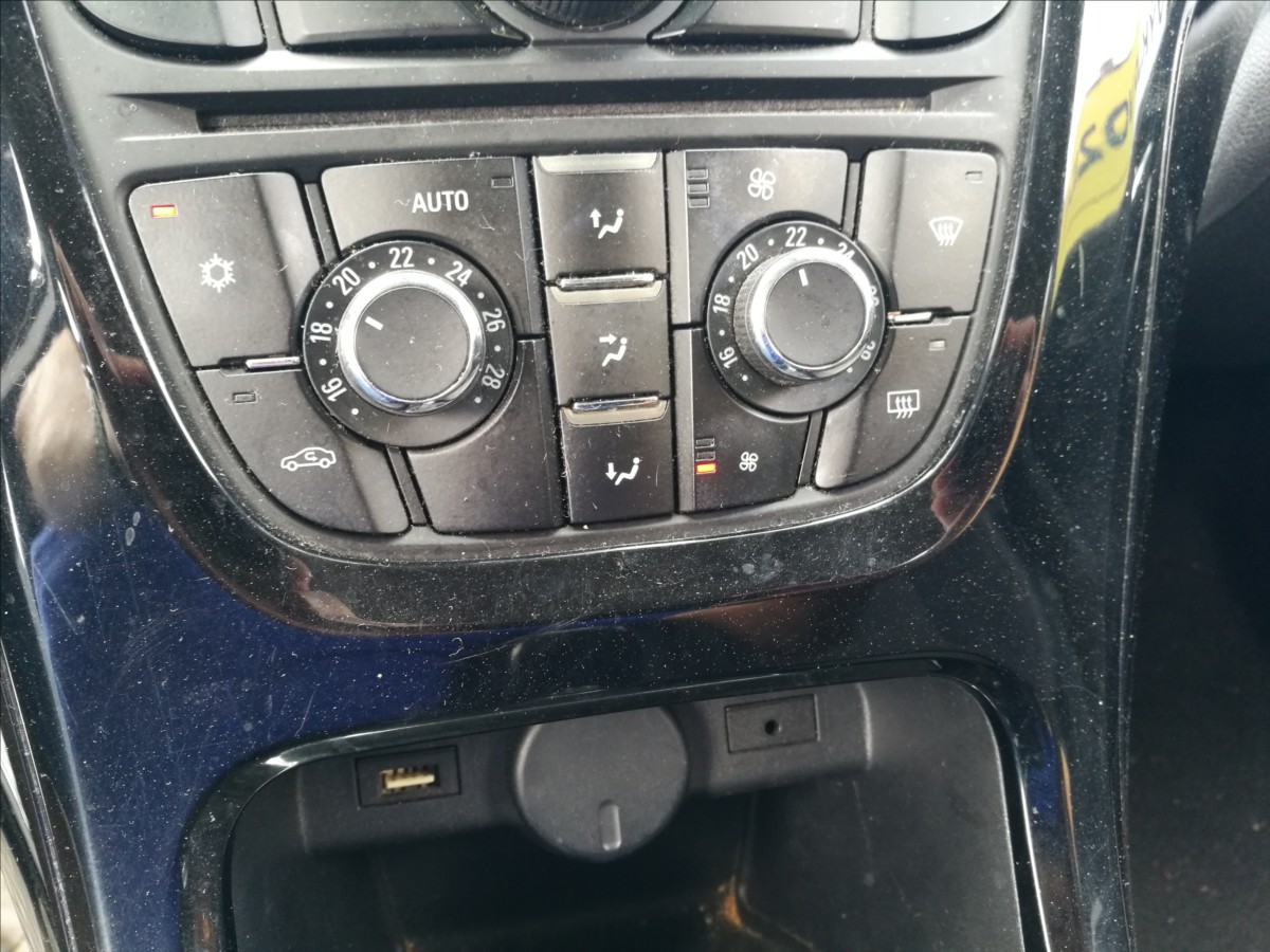 opel-astra-1-6-cdti-kombi - 7