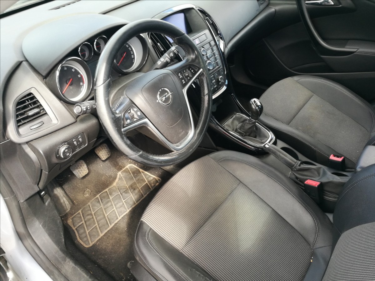 opel-astra-1-6-cdti-kombi - 8