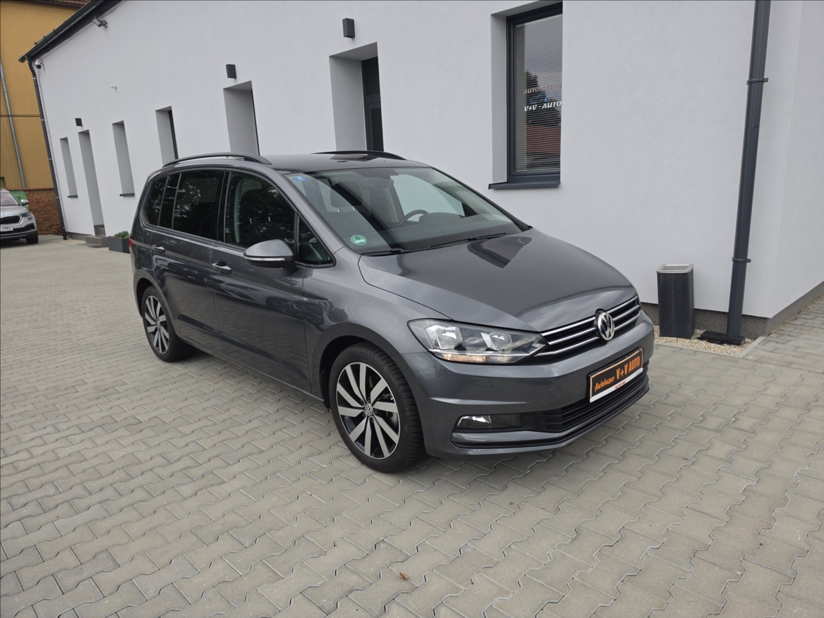 Volkswagen Touran 1,4 TSi 110KW DSG 7 MÍSTNÝ