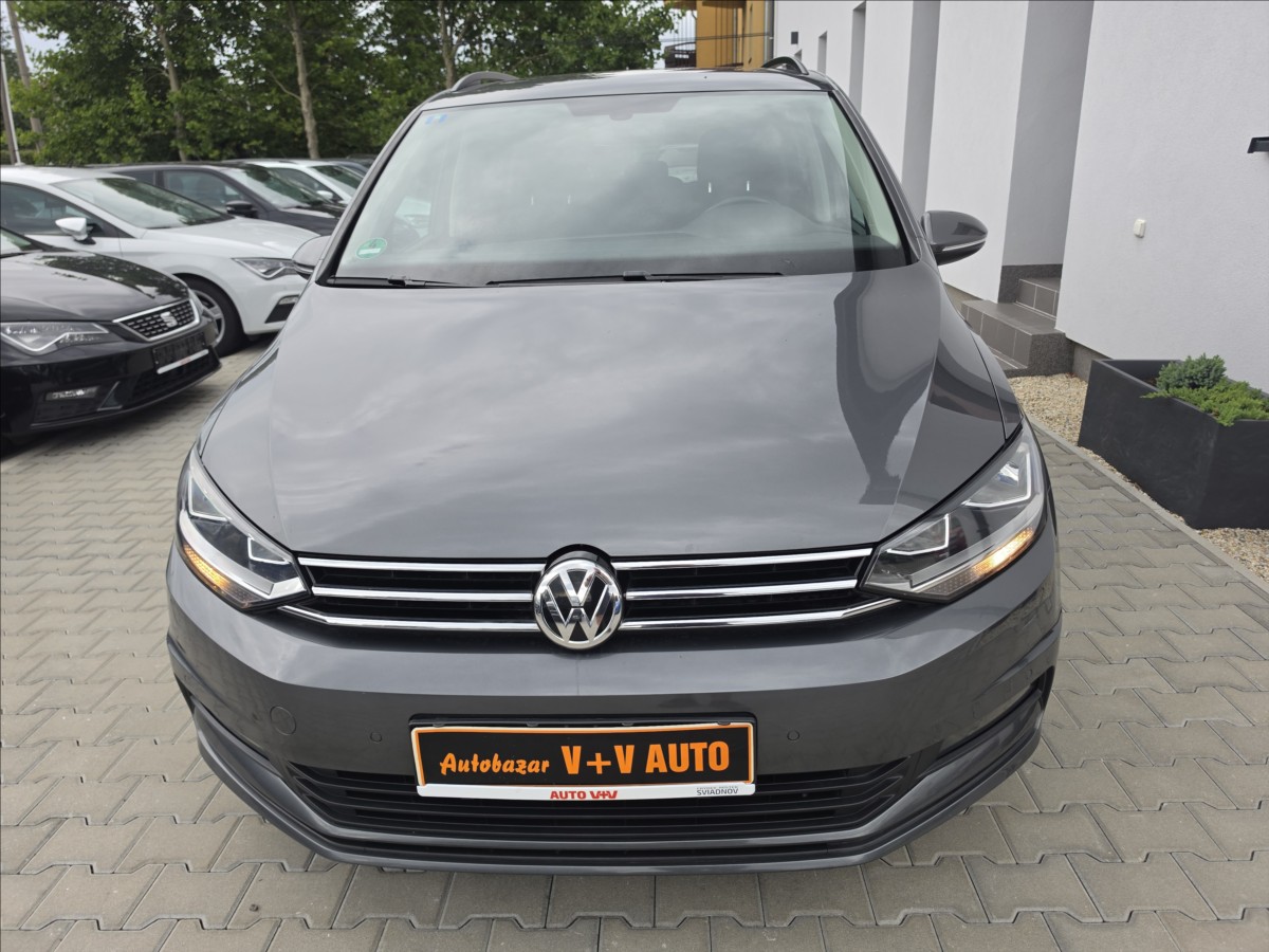 volkswagen-touran-1-4-tsi-110kw-dsg-7-mistny - 1