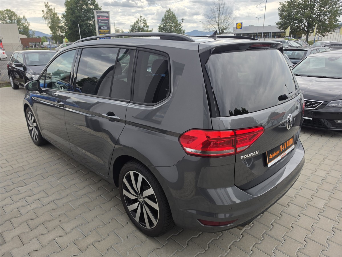 volkswagen-touran-1-4-tsi-110kw-dsg-7-mistny - 7