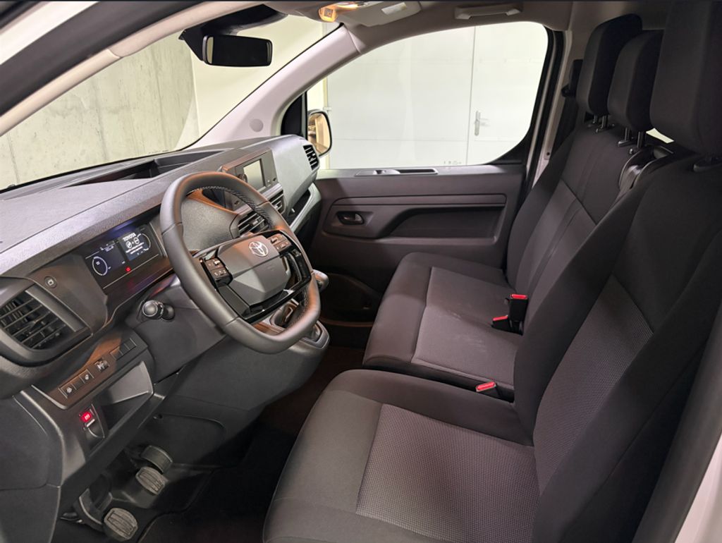toyota-proace-verso-2-2-l2-combi-9-mist - 8