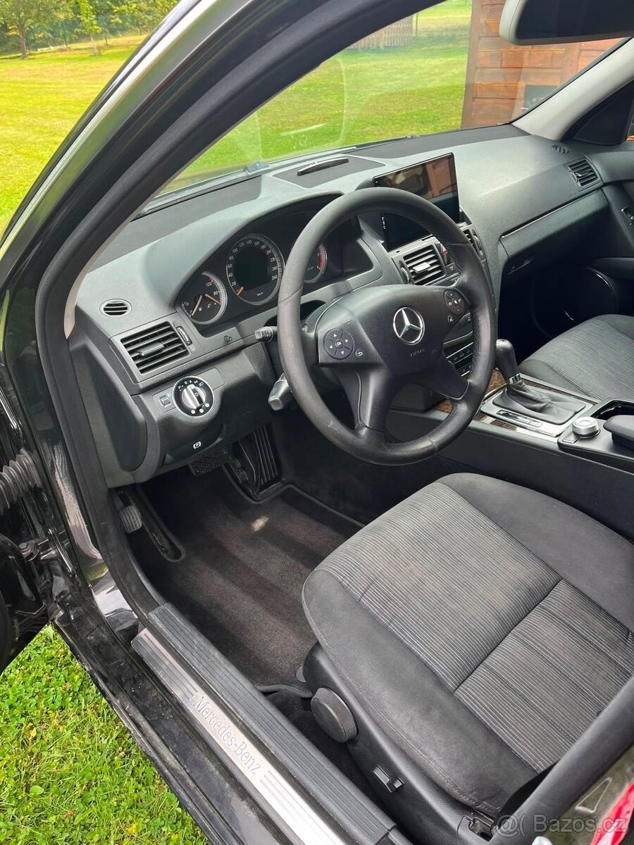 mercedes-benz-tridy-c-2-0-c220-cdi-2008-automat - 2