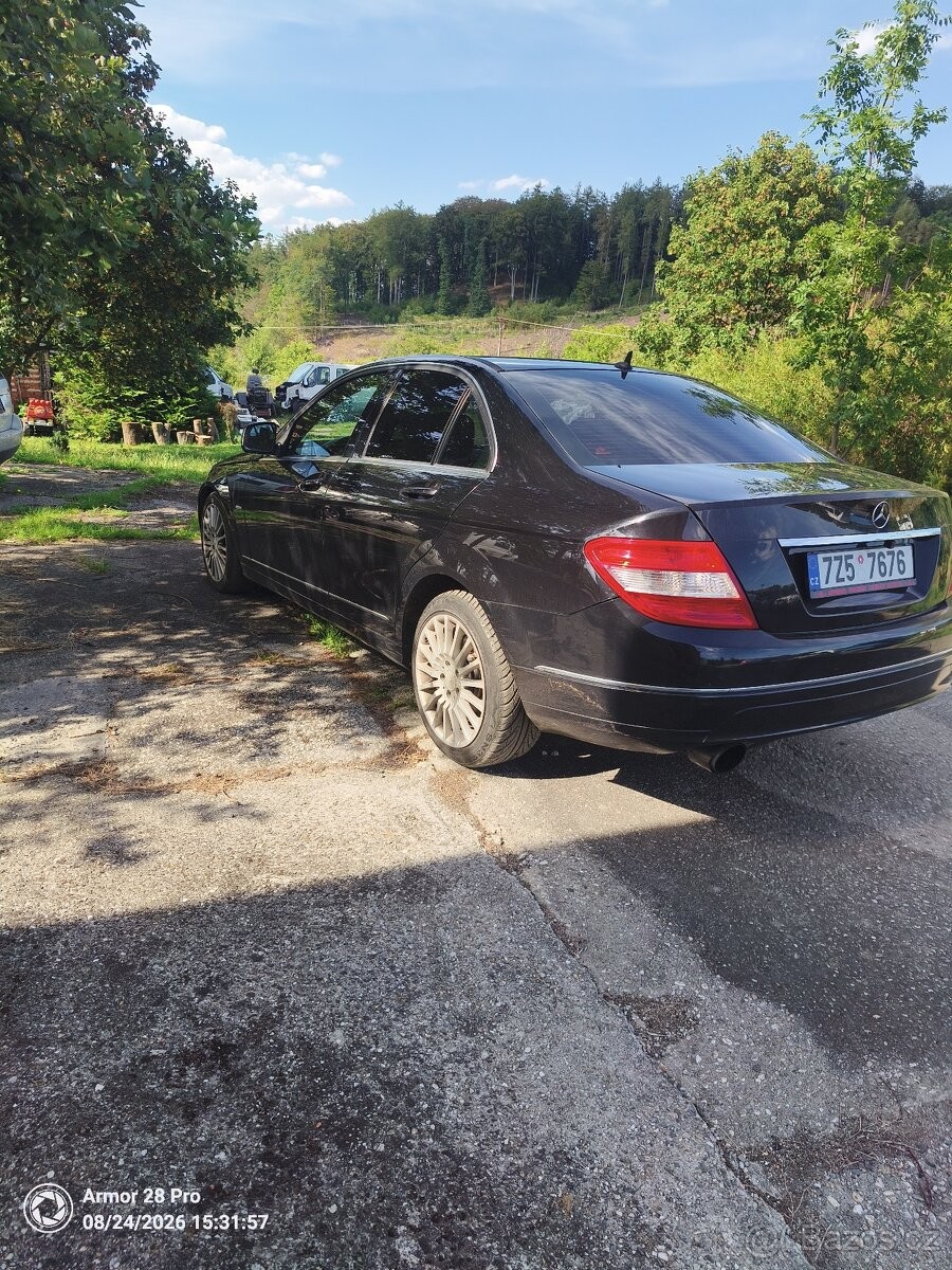 mercedes-benz-tridy-c-2-0-c220-cdi-2008-automat - 5