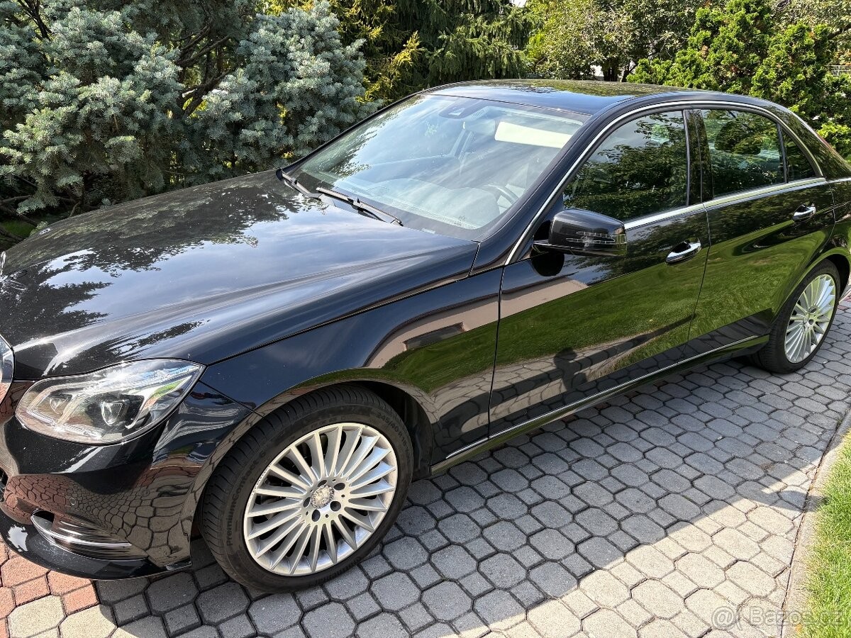 mercedes-benz-tridy-e-3-0-350-bluetec-4matic - 1