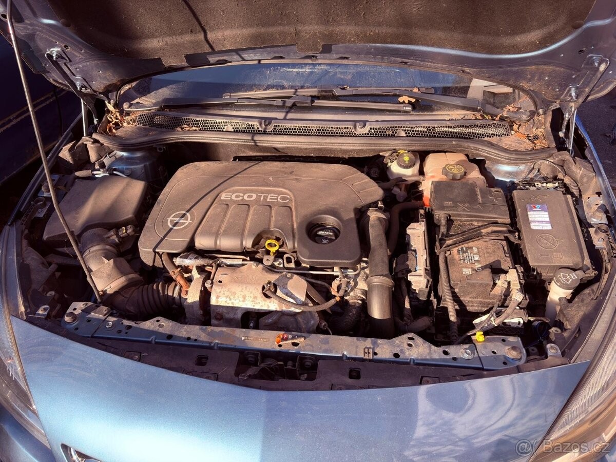 opel-astra-1-6-2016 - 7