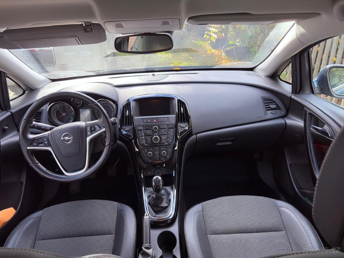 opel-astra-1-6-2016 - 8