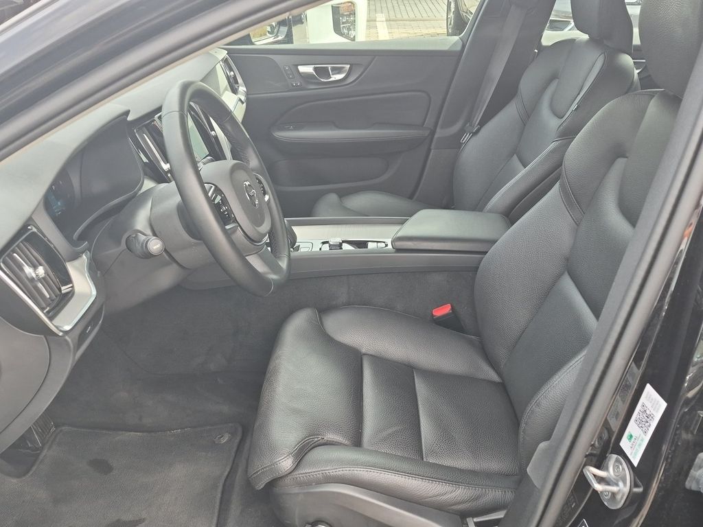 volvo-v60-b4-benzin-plus-dark-dct - 9