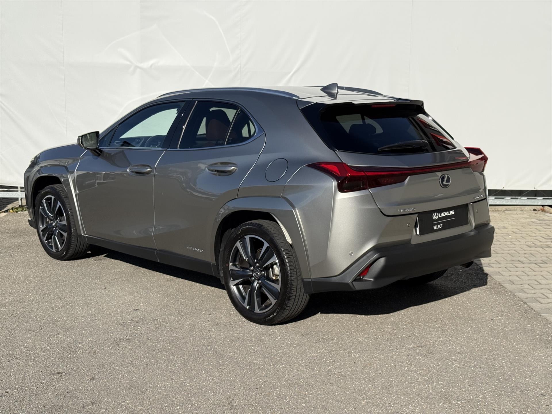 lexus-ux-250h-2-0-luxury-4x4-ux - 5