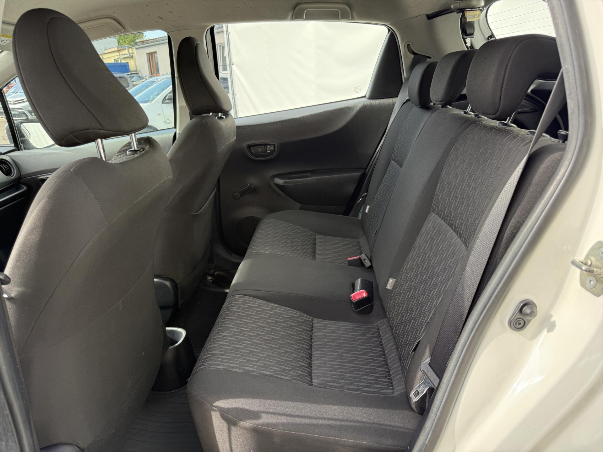 toyota-yaris-1-0-az-power - 9