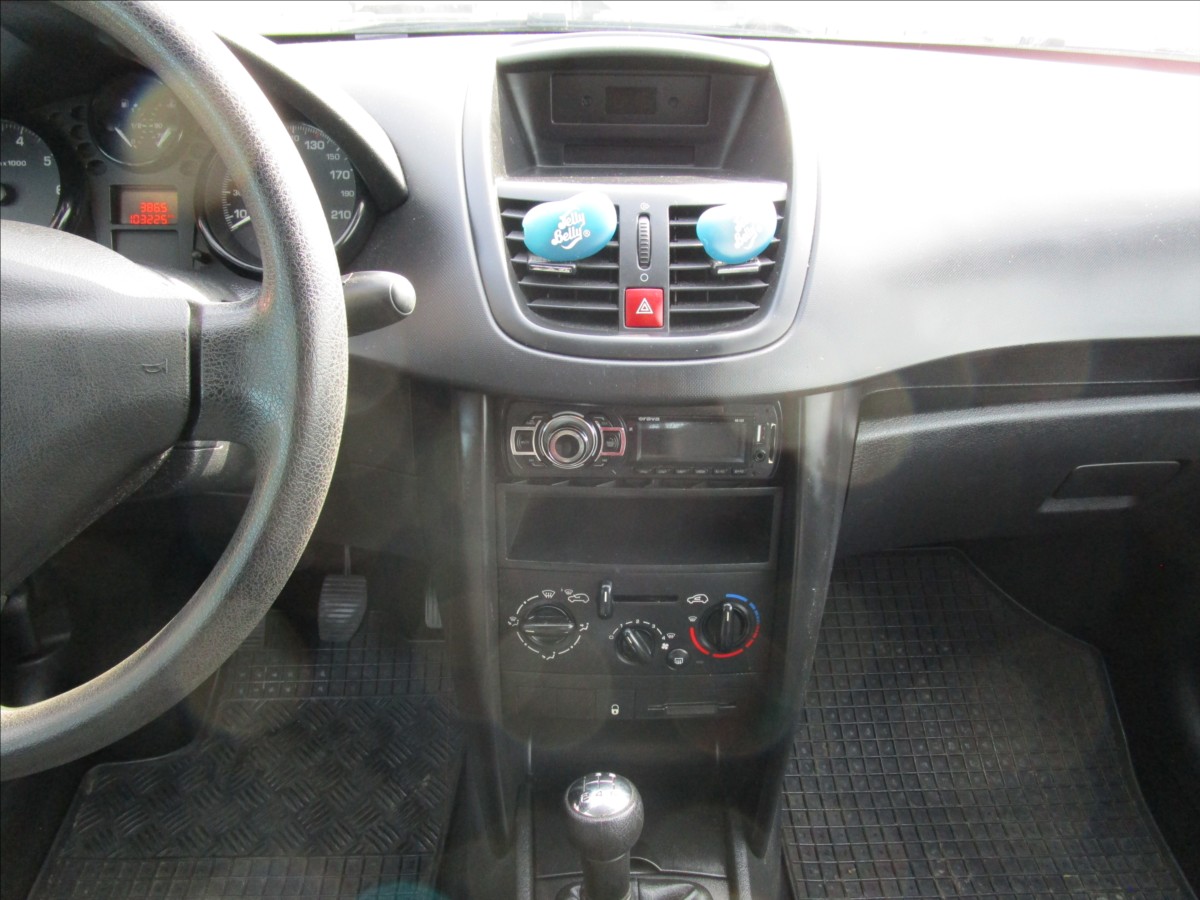 peugeot-207-1-4i-54kw - 8