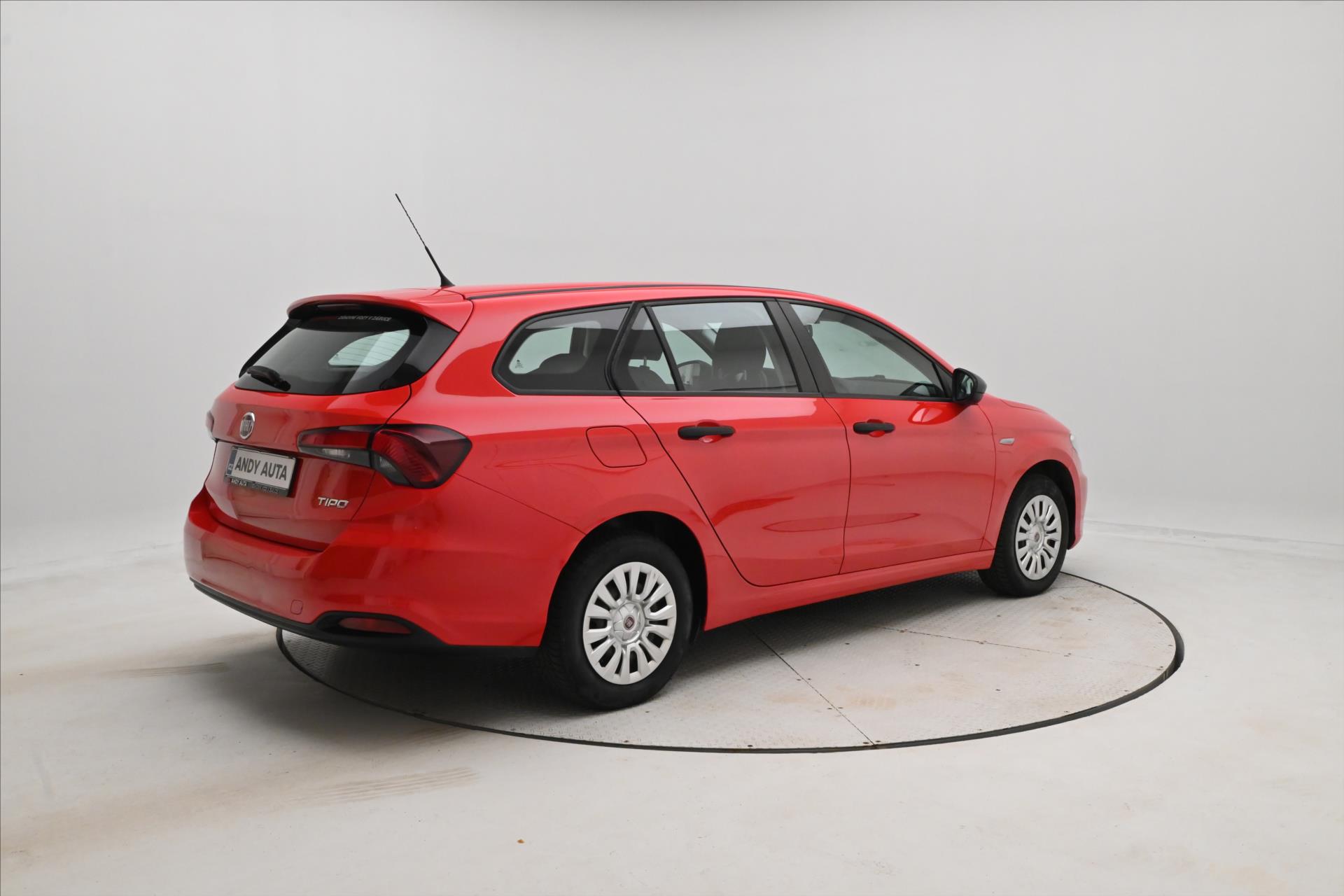 fiat-tipo-1-3-multijet-70kw-nova-stk-zaruka-az-5-let - 4