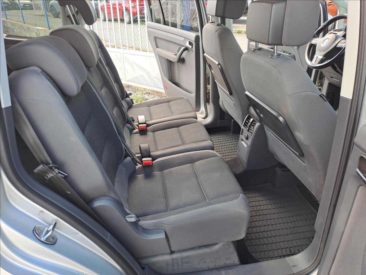 volkswagen-touran-1-4-tsi-cng-dsg - 6