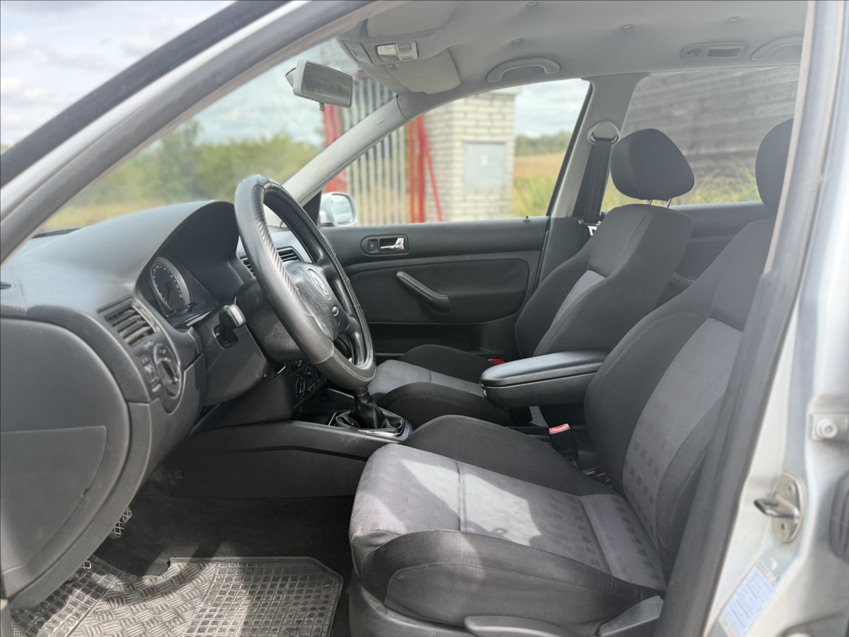 volkswagen-golf-1-9-tdi-74kw - 8