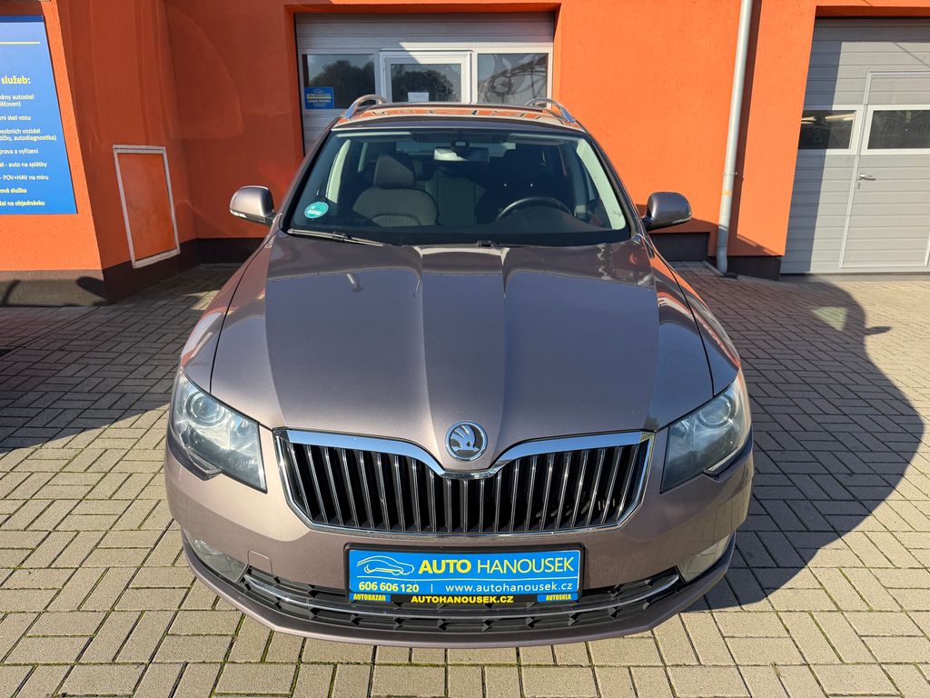 skoda-superb-2-0-tdi-103kw-navi - 4