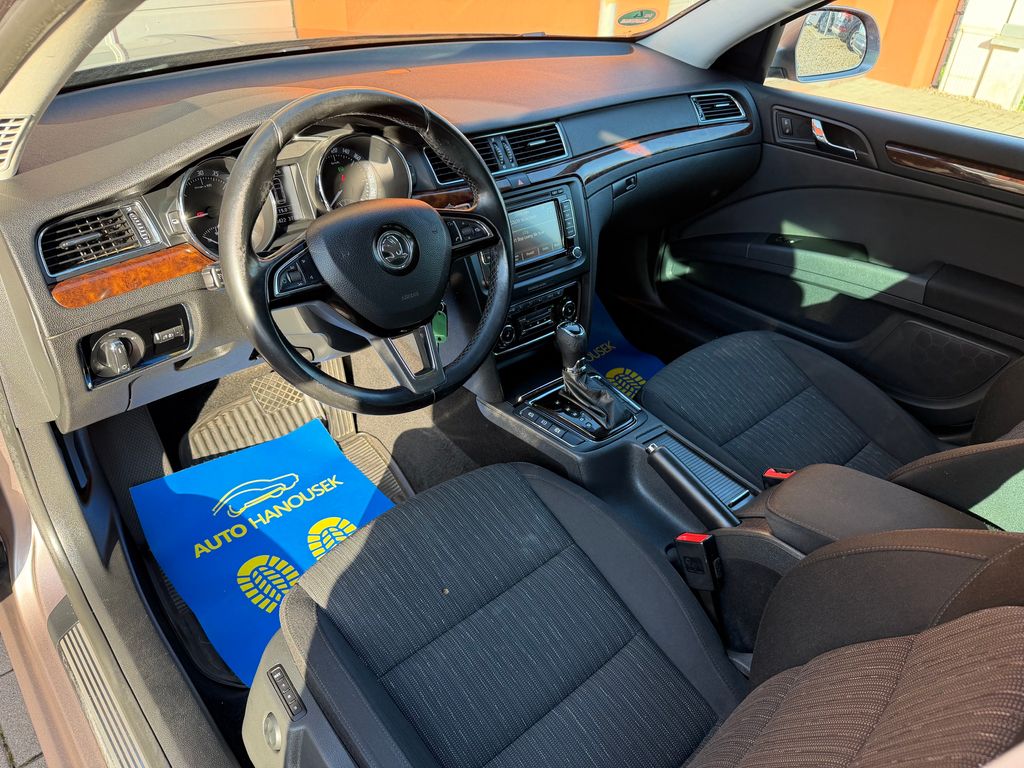 skoda-superb-2-0-tdi-103kw-navi - 8