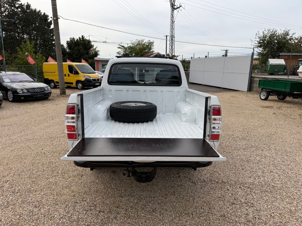 ford-ranger-2-5tdci-105kw-navijak-zachovaly-stav - 5