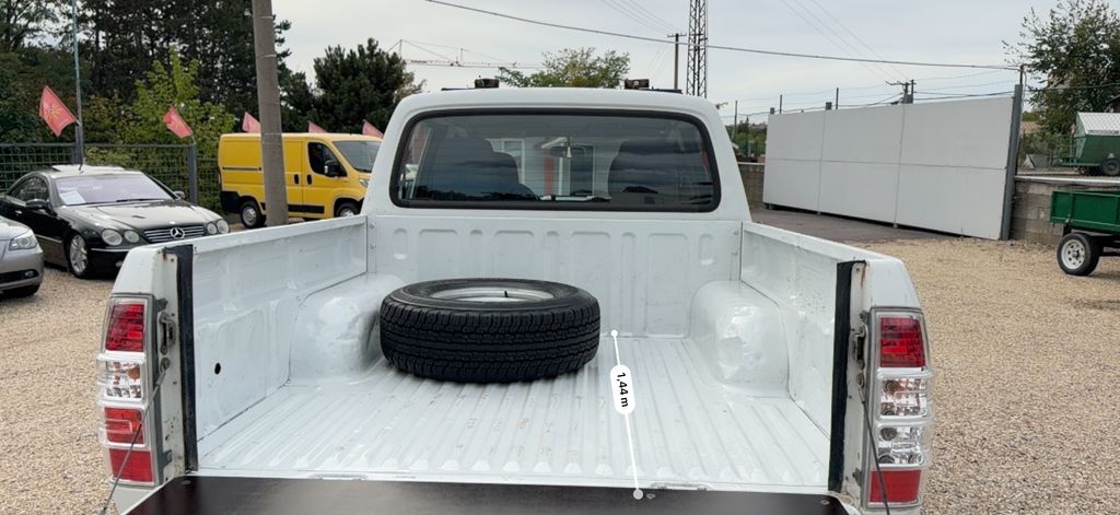 ford-ranger-2-5tdci-105kw-navijak-zachovaly-stav - 7