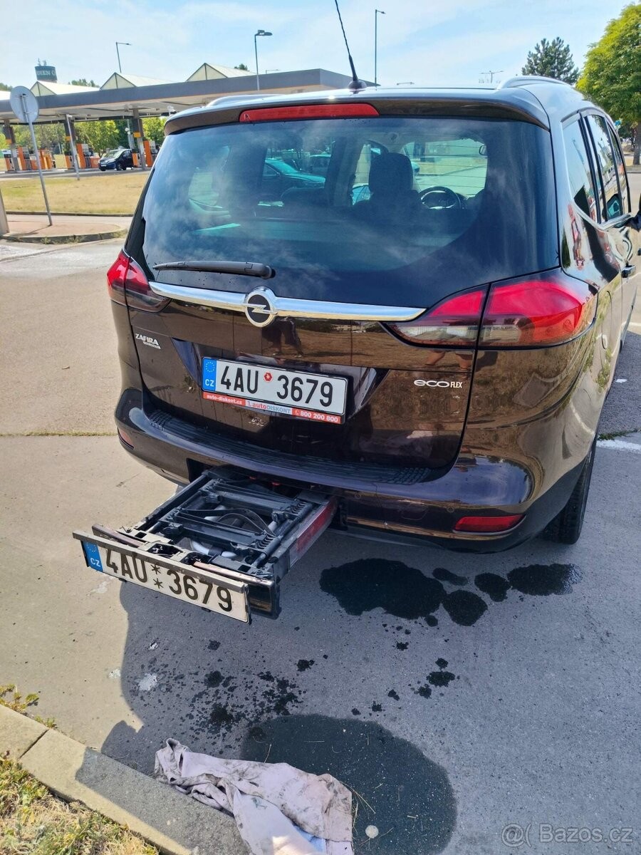 opel-zafira-1-6-c-tourer - 1