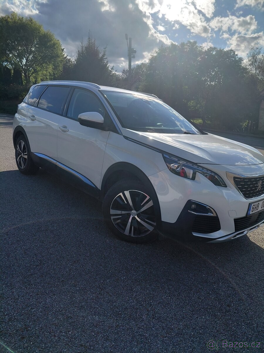 peugeot-5008-1-6 - 2