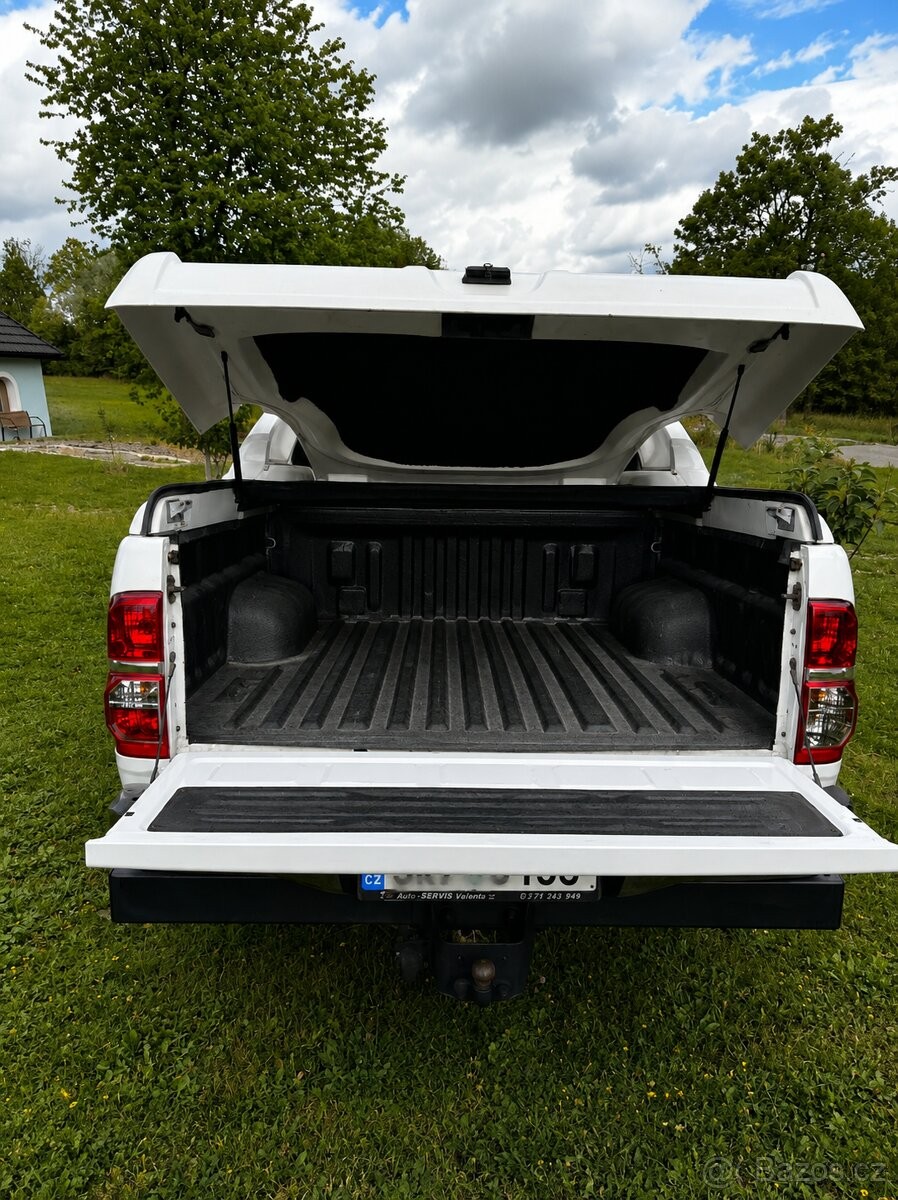 toyota-hilux-2-5-d4d-2014-tazne-cr - 6