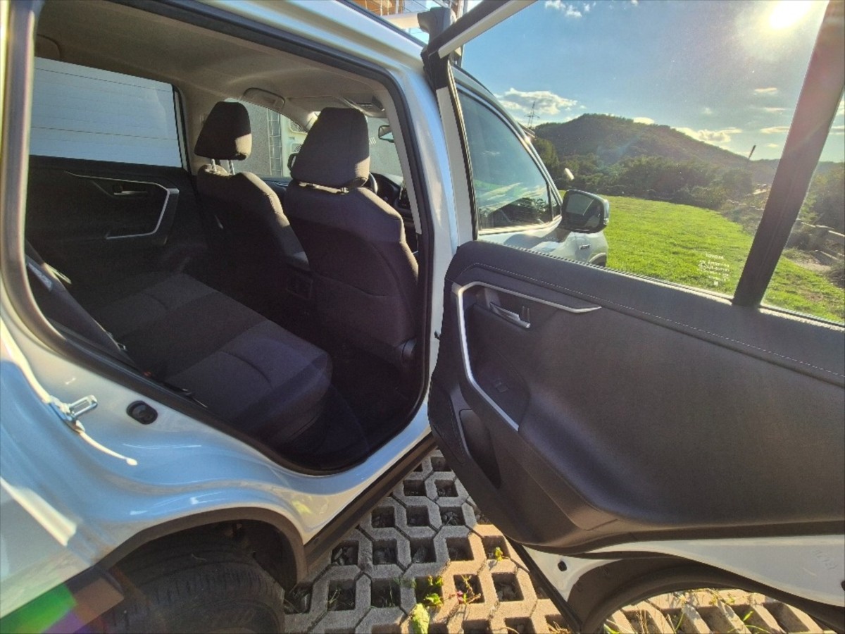 toyota-rav4-2-5-hybrid-awd-i-2021 - 9