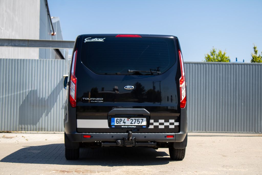 ford-tourneo-custom - 5