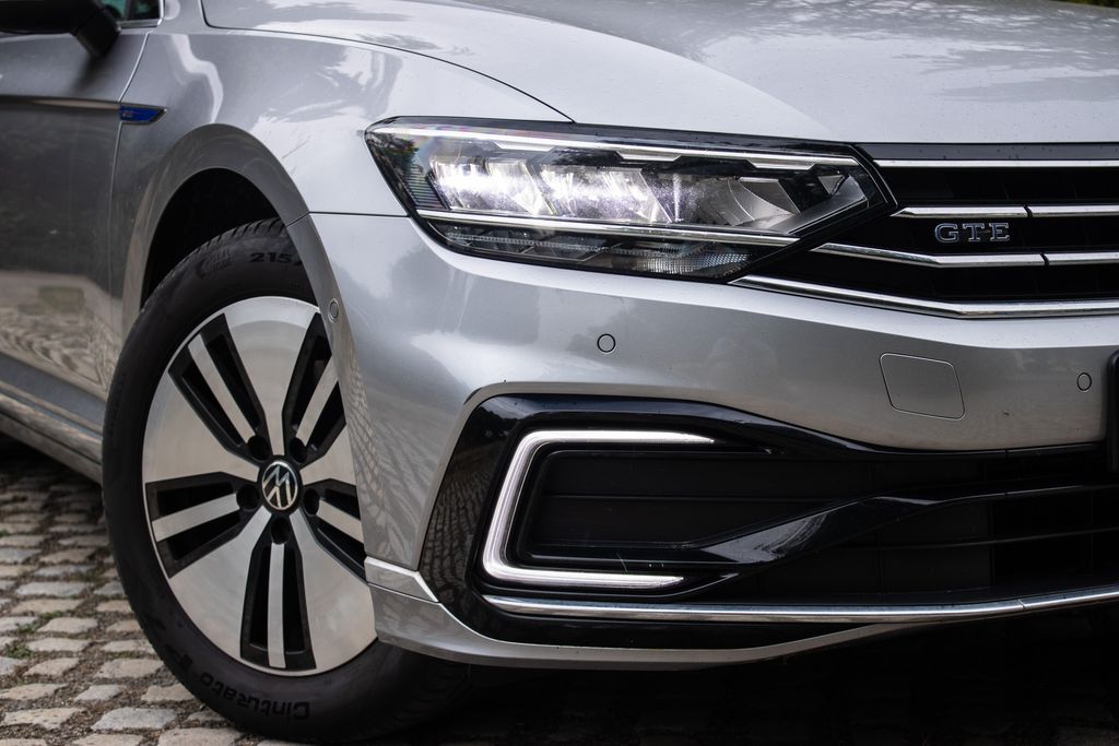 volkswagen-passat - 8