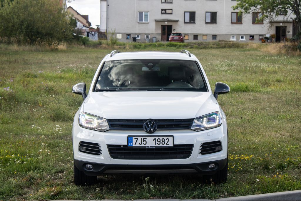 volkswagen-touareg - 1