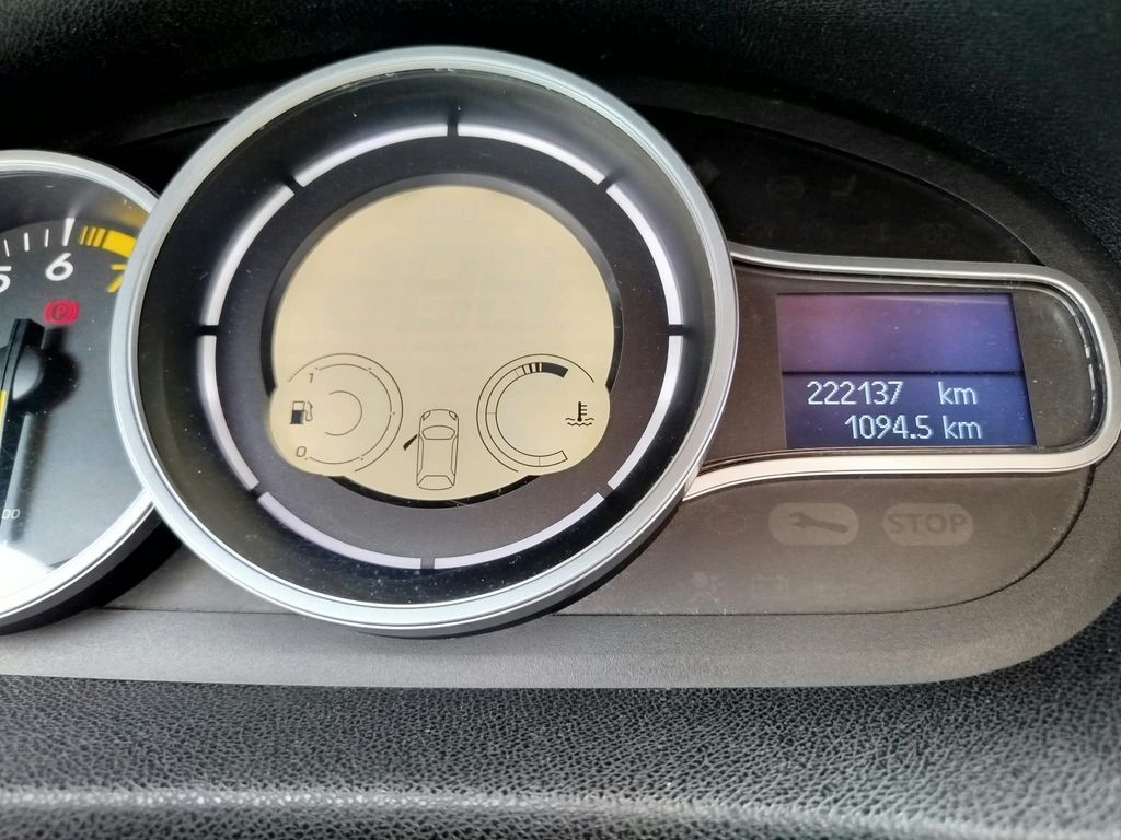 renault-megane-kombi-authentique-1-6-16v-100 - 2